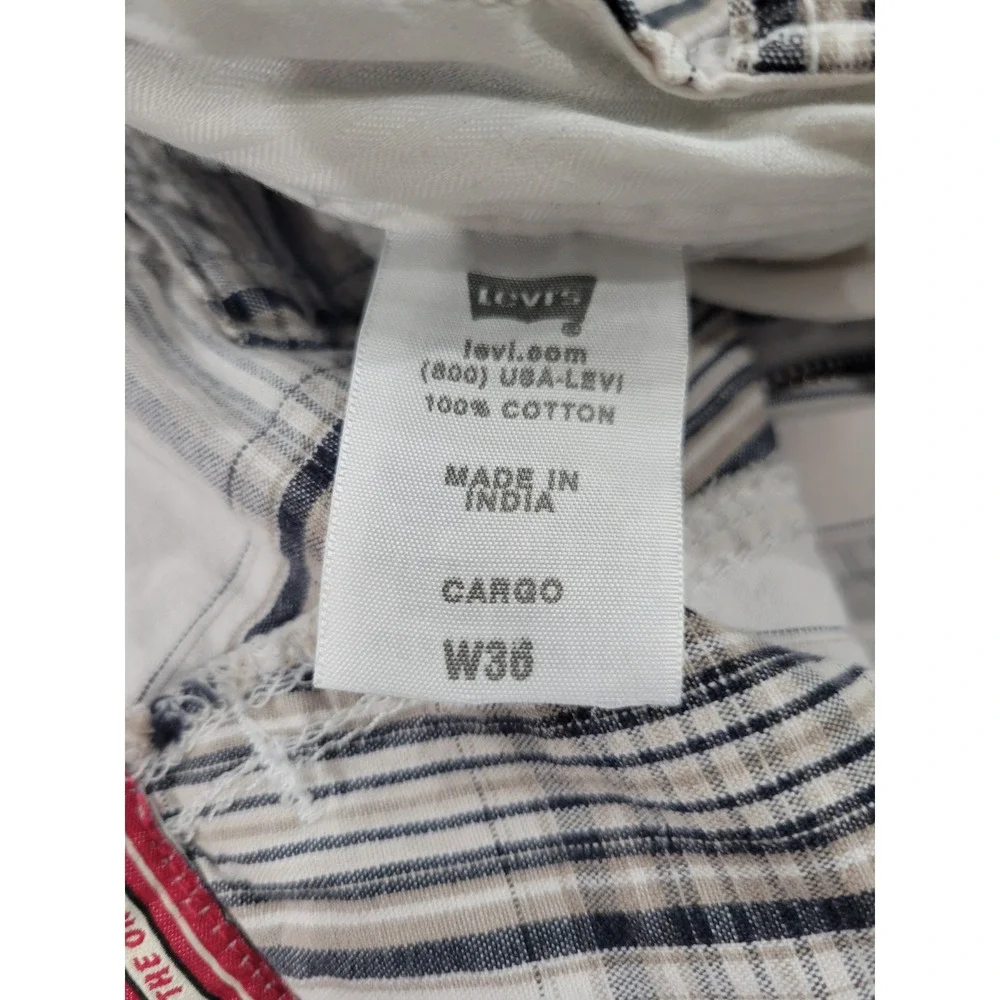 Levis Mens Plaid Cargo Shorts Y2K Skater Cotton Size 36‎ Relaxed Fit Utility
